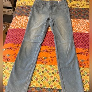 Old Navy Straight leg high-rise size 6